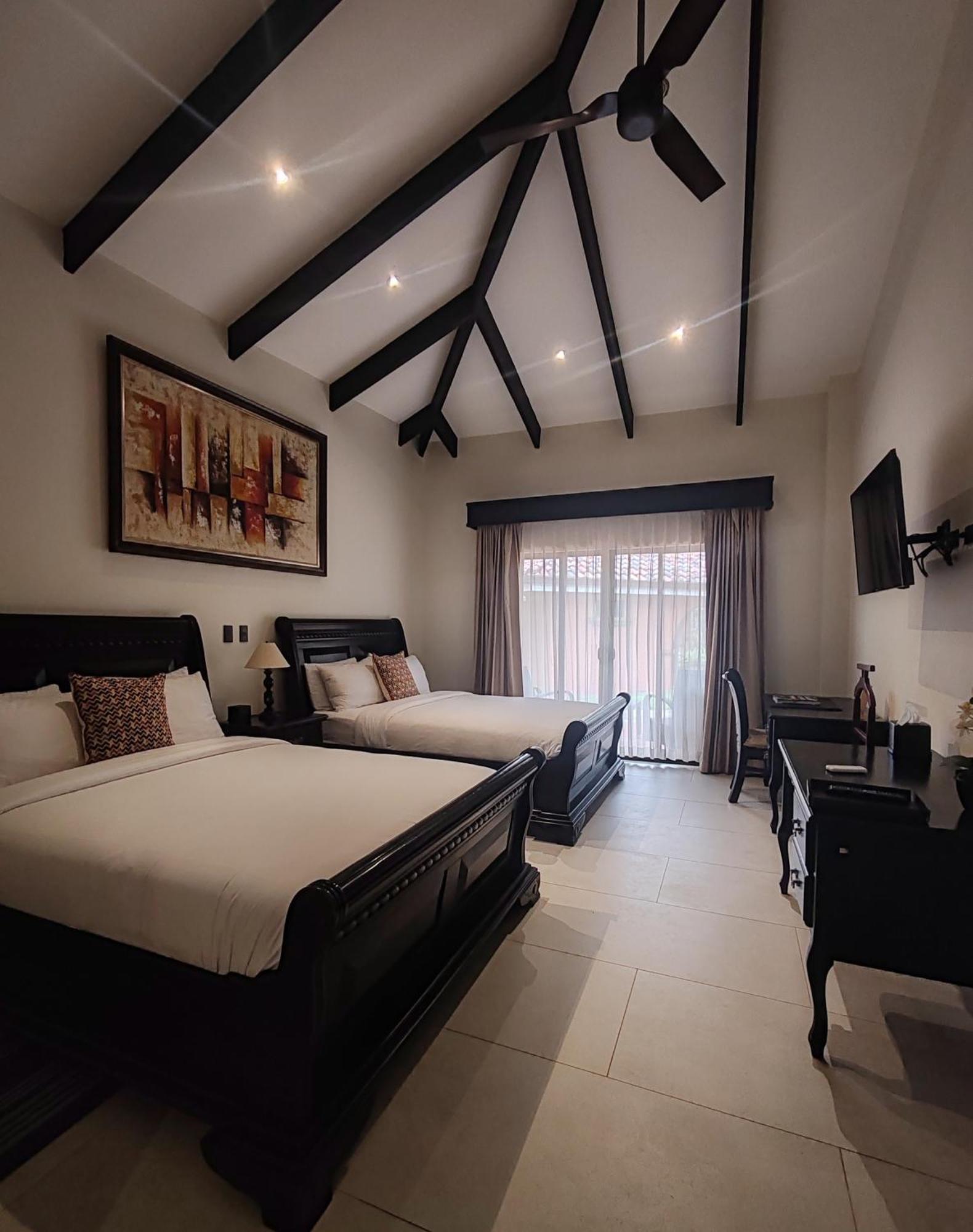 Marenaz Oceanfront Resort Esterillos Este Dış mekan fotoğraf
